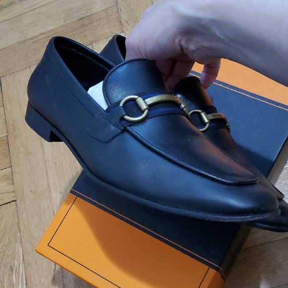 Aldo Black Leather Loafers with Gold Accent - Picture 1 of 7